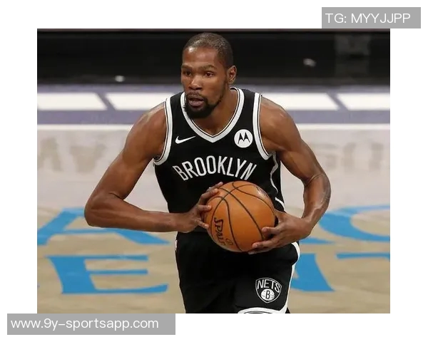 哈达威被阿门犯规引争议KD称队友认为是自我绊倒所致